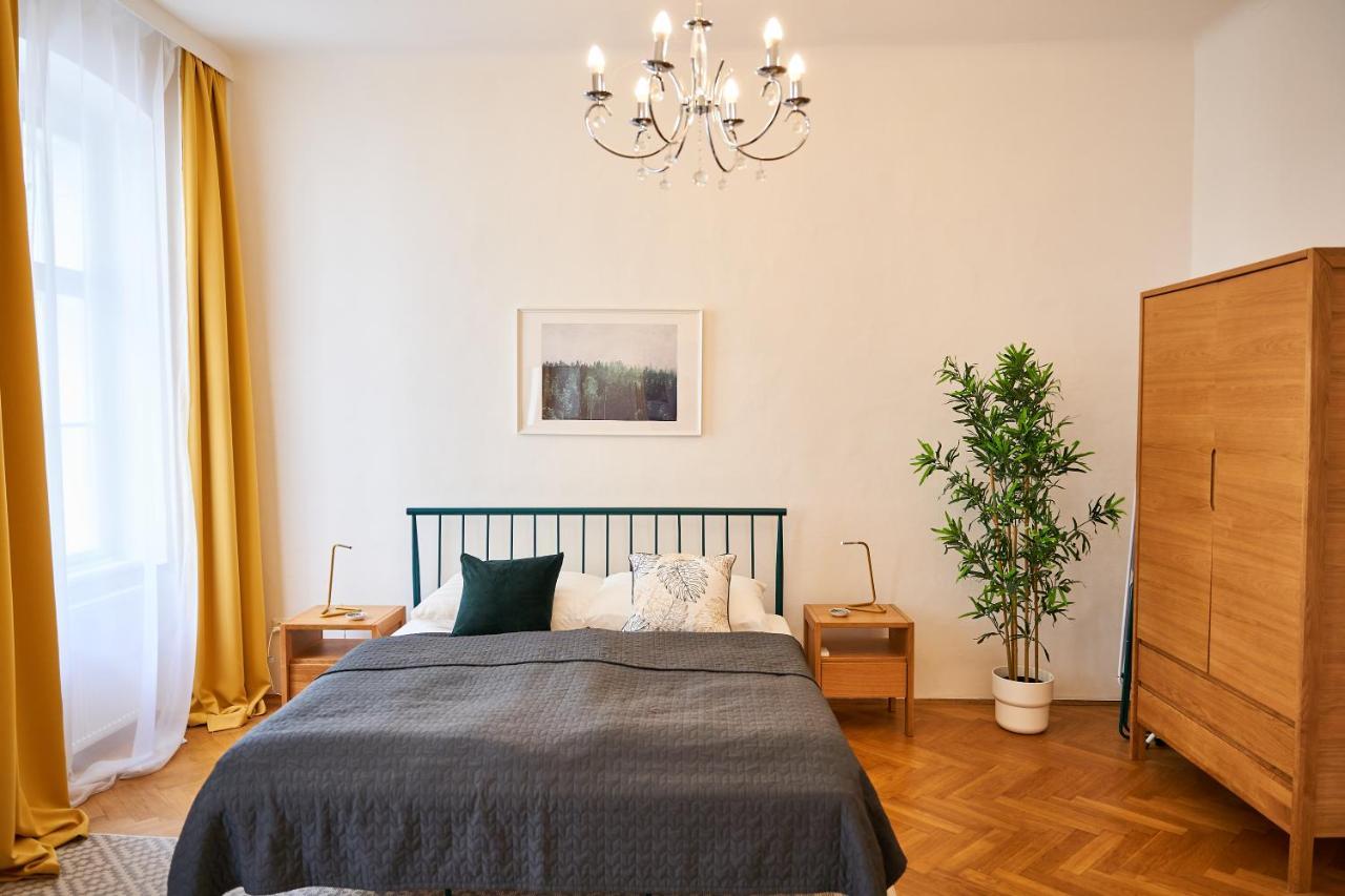 Renovated & Cozy - Close To Museumsquartier Vienna Luaran gambar